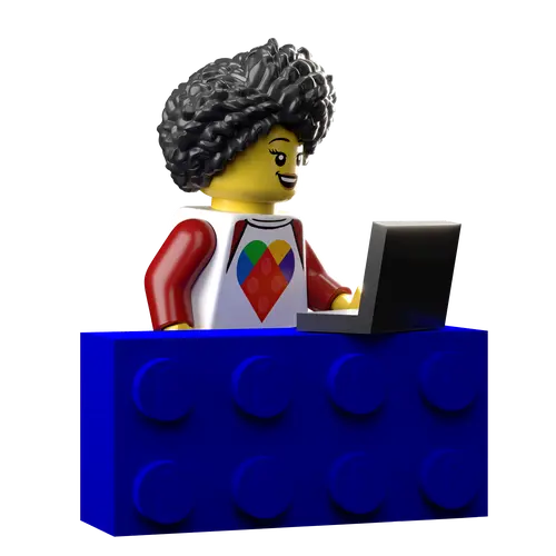 Sophia_DeskOnComputer_v3_Shadowless_flipped_lowres